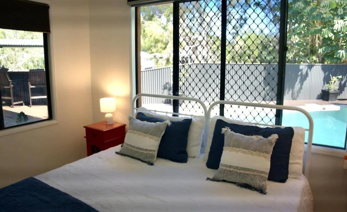 Holiday home Lake House, Stroll To Beach & Cafes- Pets Welcome Trinity Beach Australia