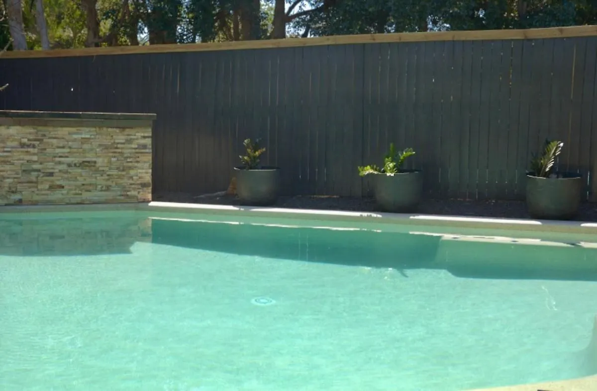 Holiday home Lake House, Stroll To Beach & Cafes- Pets Welcome Trinity Beach Australia